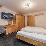 Rudigier Apartman *